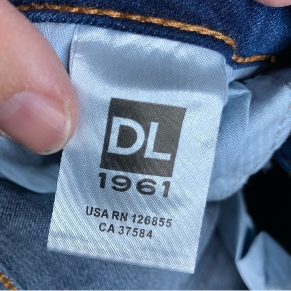 DL1961 Florence instasculpt Jeans in Strive size 28 distressed - Picture 8 of 11